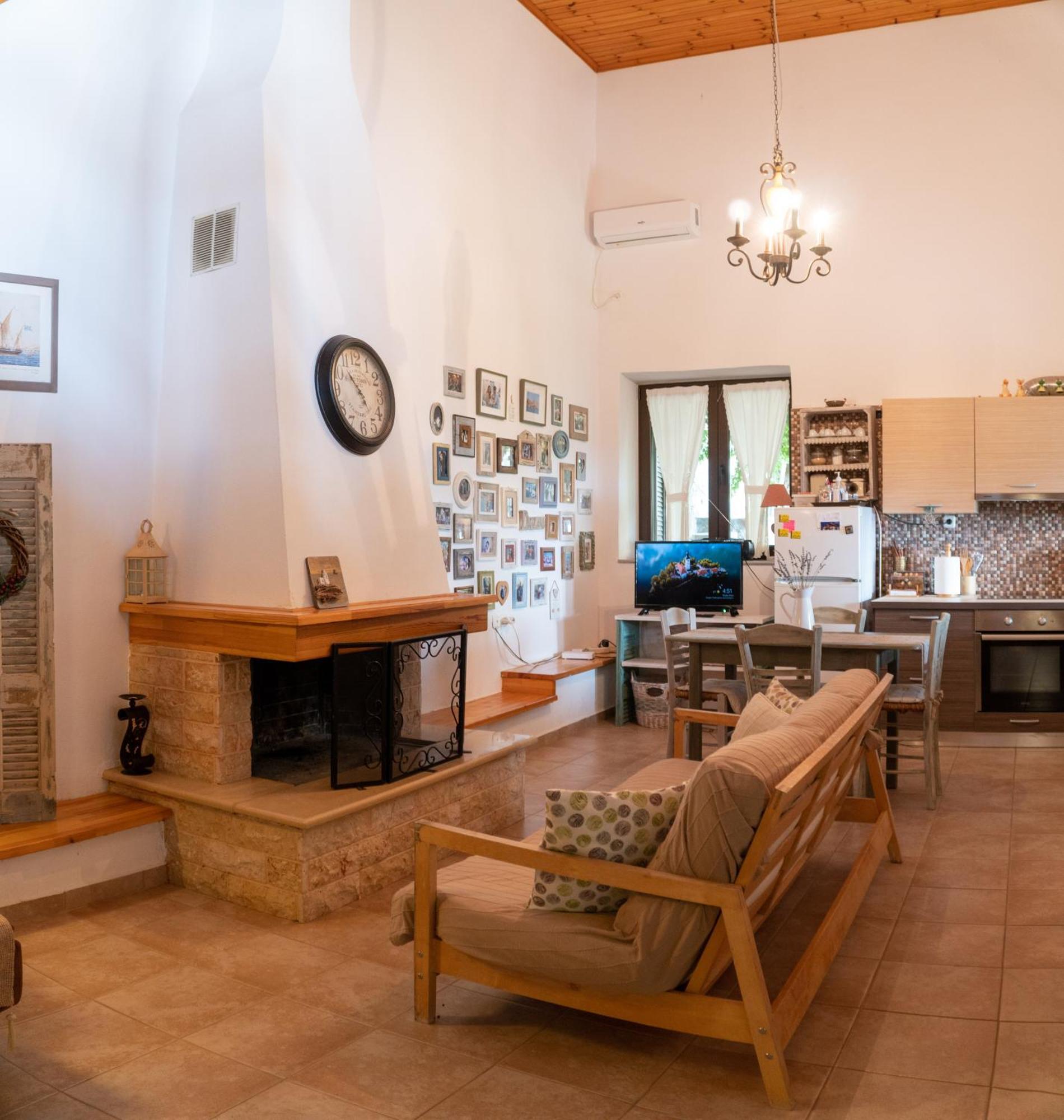 Villa Achinos Akhinos Esterno foto
